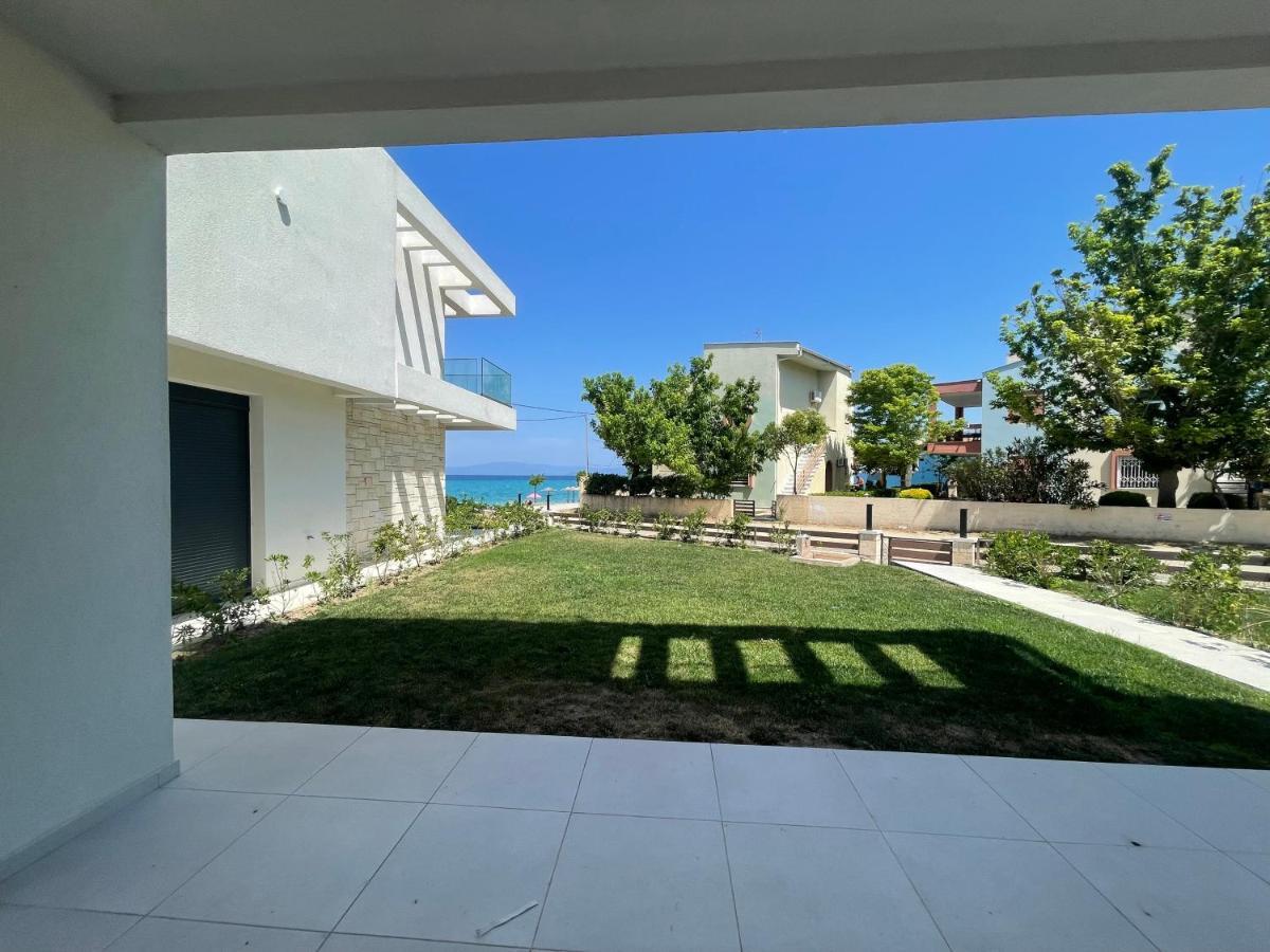 Villa Dahlia Polychrono Exterior foto